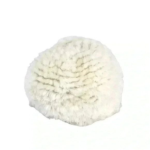 VINTAGE HAT HANSEN FAUX FUR WHITE WINTER MADE IN THE USA ADJUSTABLE CAP - Picture 10 of 16